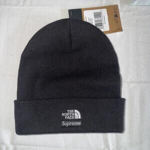 Supreme x The North Face Black Beanie (24FW) 0321